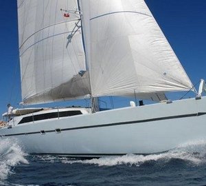 LONESTAR Yacht Charter Details, Catamaran | CHARTERWORLD Luxury Superyachts